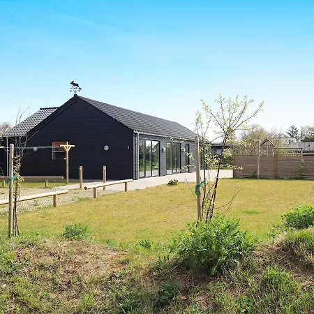 14 Person In Holiday home *