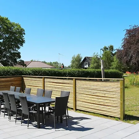 Сasa de vacaciones 14 Person In *