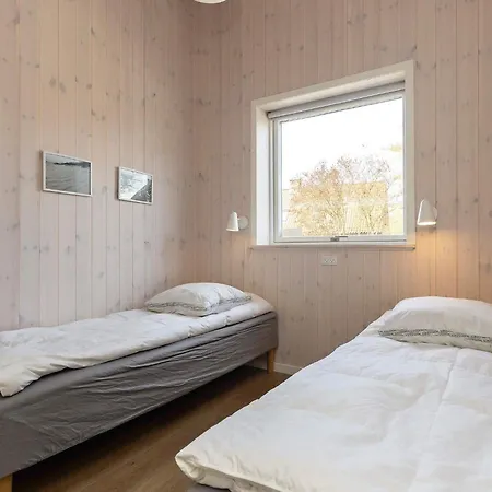 Сasa de vacaciones 14 Person In *