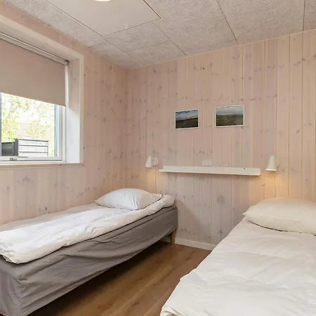 5 Star In Holiday home