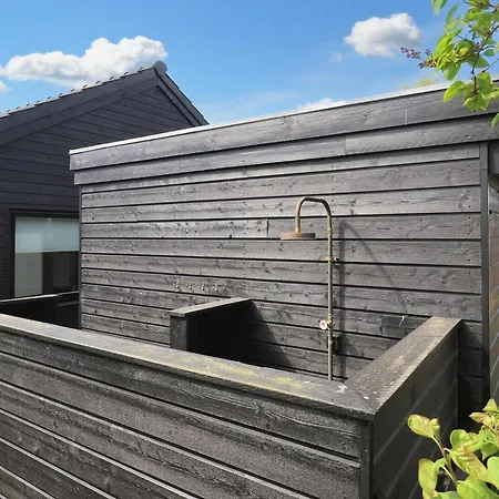 5 Star In Holiday home